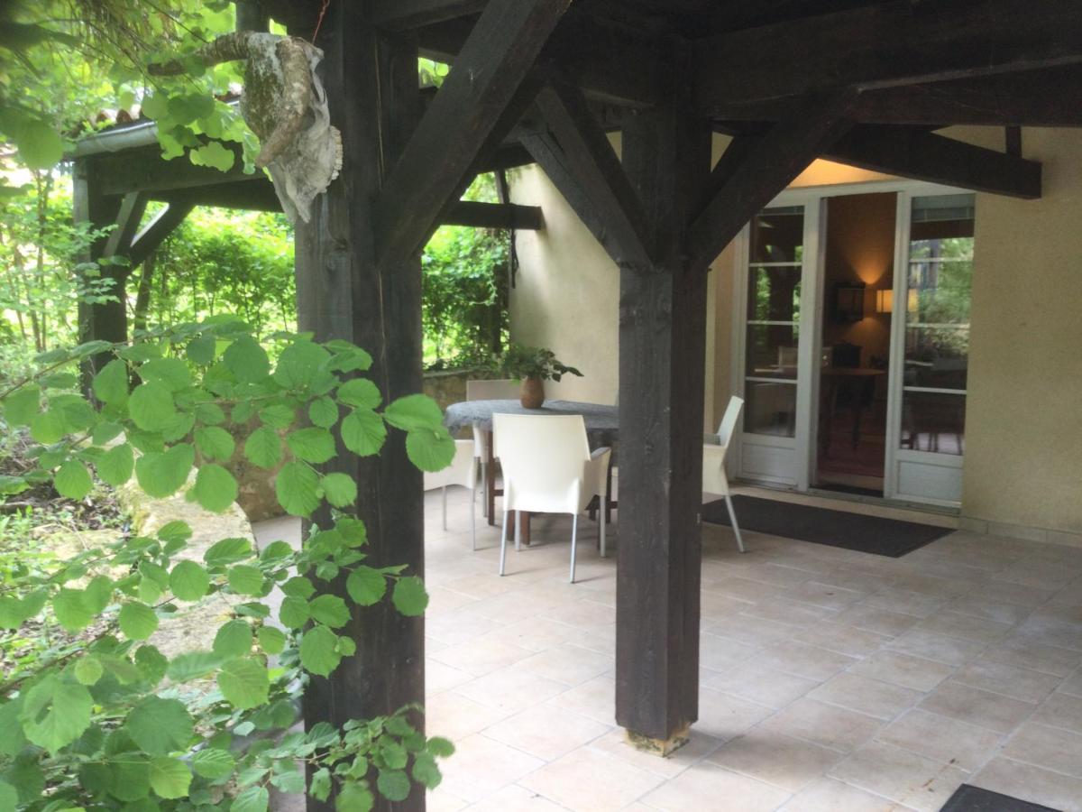 Domaine La Borniotte Apartment Saint-Alvere Exterior photo